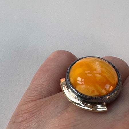 Full Moon ring med rav