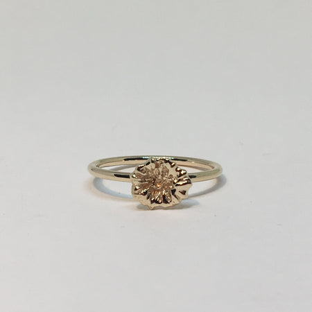 guld blomsterknop ring