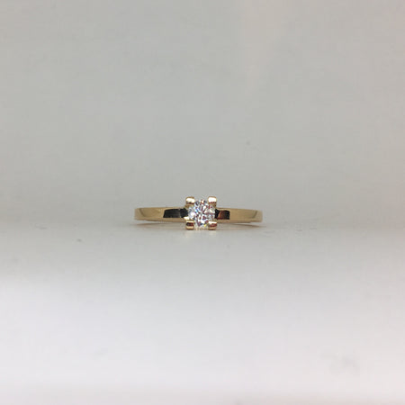ring med diamant